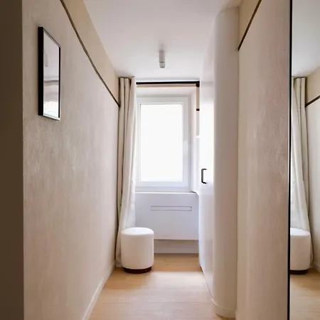 Exceptional Facing Palais 3 Cannes